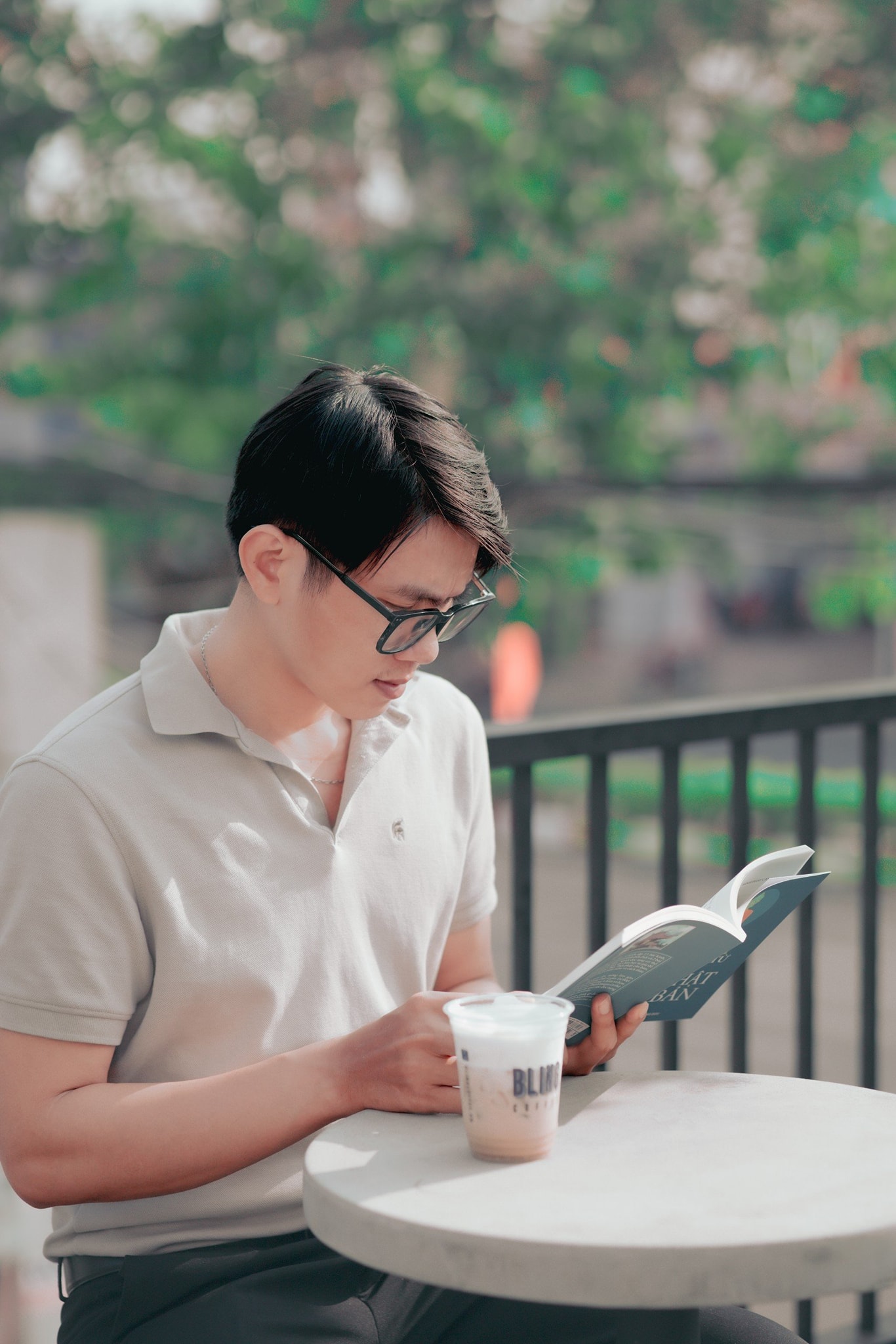 tác giả Duy Ngọc